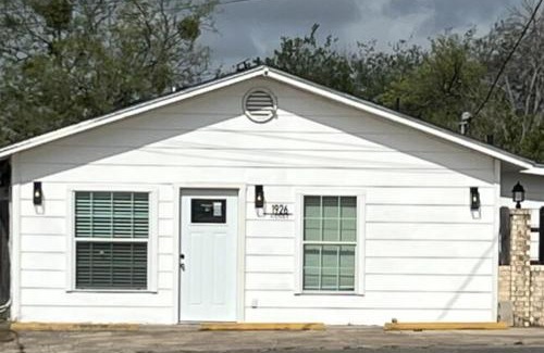 Amistad National Recreational Area Apartment | Divine Casita