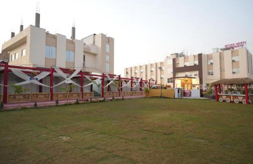 Gaya Hotel | DIVINE HOTEL AND RESORTS