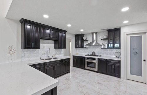 San Benito House | Divine House near South Padre Island, Los Fresnos, Brownsville