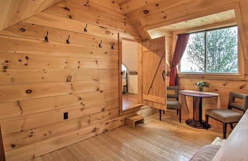 Greene House | Divine & Serene Suite at Vista of Maine Vineyard!