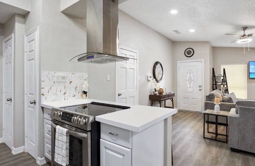 South Arlington House | Divine Stay