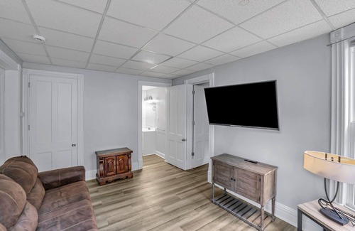 Oneonta Apartment | Division Champs 2 - All Star Baseball Rentals