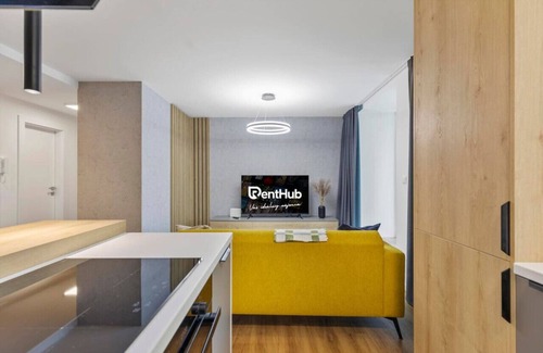 Nove Mesto Apartment | Dizajnovy Apartmen 1 s Terasou pri stanici