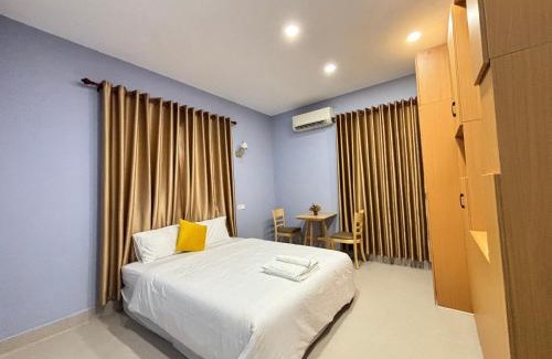 Daun Penh Hotel | DLSD Hotel
