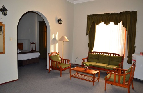 Huacachina Hotel | DM Mossone Ica