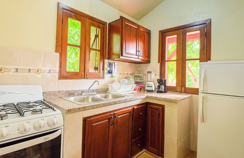 Imbert Villa | Beautiful Villa in Dominican Republics lush green tropical Carribbean