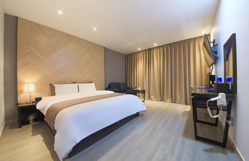 Tobongil-tong Hotel | Dobong The Day Hotel