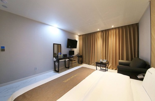 Tobongil-tong Hotel | Dobong The Day Hotel