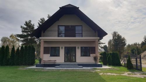 Zabia Wola House | DobraNocka