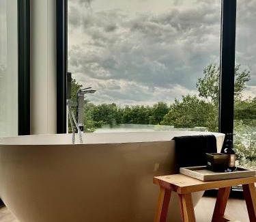 gmina Osiek Villa | DOBRE 23j - Dom nad jeziorem, z basenem i linią brzegową