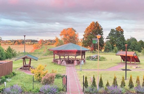 gmina Sianow Cottage | Dobre Miejsce Domki letniskowe nad stawem