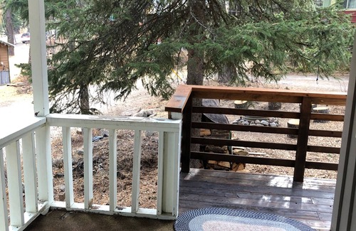 Cascade Cabin | Doc's Hideaway, a great place to relax!