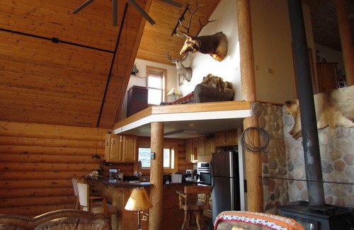 Stanley House | Doc's Lodge The Perfect Sawtooth Escape