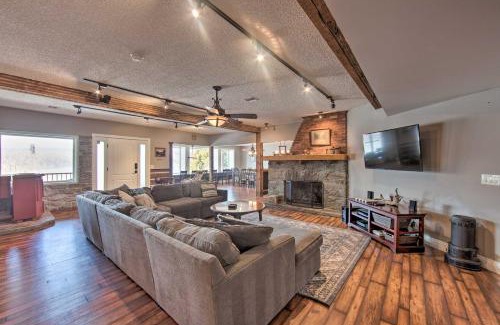 Pequea House | Dock and Hot Tub Susquehanna River Retreat!