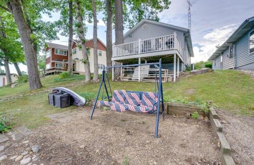 Bronson House | Dock and Kayak - Waterfront Retreat on Gilead Lake!