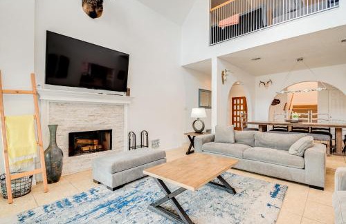Walden on Lake Conroe House | Dock and Outdoor Entertainment Home on Lake Conroe