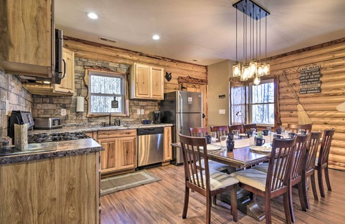 Pittsville Cottage | Dock + Boat Slip: Stylish Cabin on Leesville Lake