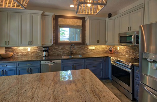 Grand Bend Cottage | Dock Cottage: New Luxury Grand Bend Cottage For Your Pampered Vacation!