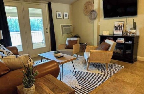 Mid America Apartment | Dock Holiday!