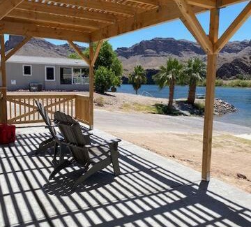 Parker Dam House | Dock Holiday! Waterfront cottage with boat ramp!