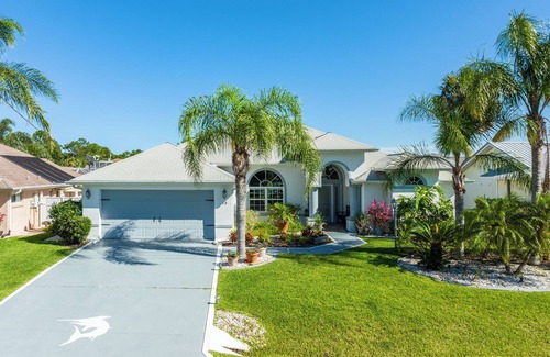 Palm Harbor Condo | Dock Holliday