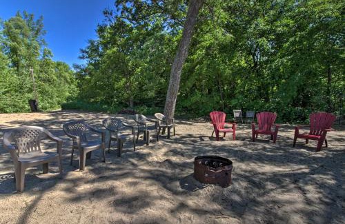 Alexandria House | Dock, Hot Tub and Game Room Luxe Lake Latoka Home