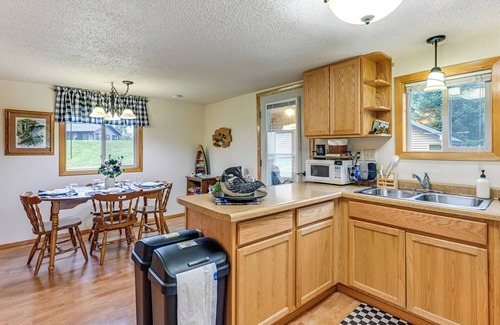 Westboro Cabin | Dock & Lake Access: Cabin 4 Mi to Ice Age Trail!