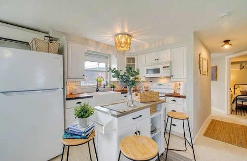 Punta Gorda Cottage | Dock & Lanai: Waterfront Punta Gorda Cottage