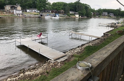 Wasaga Beach Cottage | Dock Life Cottage 9 - Riverside, 2 Bedroom, Wasaga