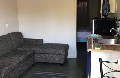 Wasaga Beach Cottage | Dock Life Cottage 8 - Riverside, 1 Bedroom, Wasaga