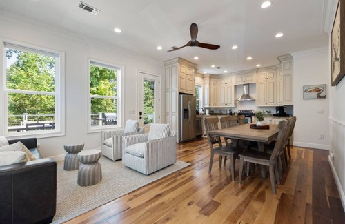 Winchester House | Dock,Slip, Kayaks, SUPs, Game Room, Hot Tub