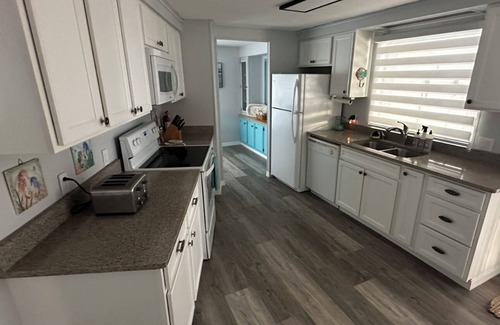 Saint James City House | Dockside Breeze