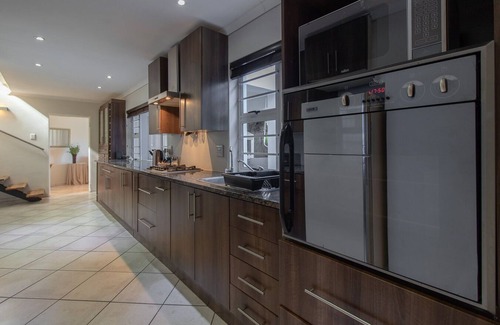 West Bank House | Dockside Guest House