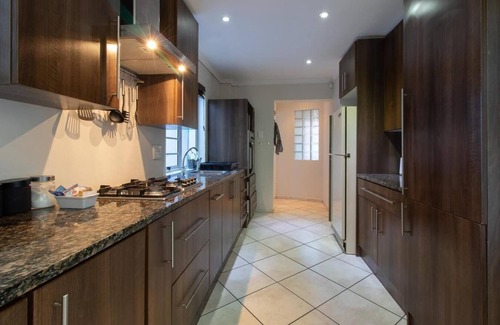 West Bank House | Dockside Guest House