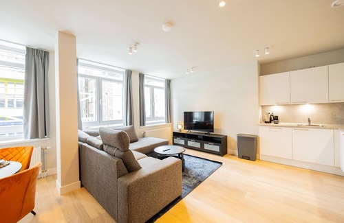 Stadsdriehoek Apartment | Dockside Living 2BDR Apartment JUF