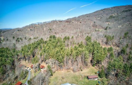 Banner Elk House | Doe Run Cottage at Eagles Nest