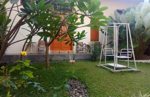 Surakarta House | Doeloerkoe Homestay