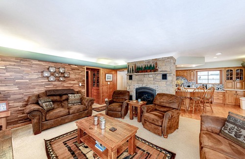 Phelps House | Dog-friendly and secluded lakefront gem with a full bar, private dock, and views