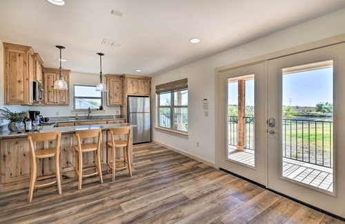 Nemo Apartment | Dog-Friendly Apartment ~ 32 Mi to Fort Worth!