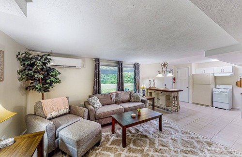 Spencerville Apartment | Dog-friendly apartment on a working homestead with 1000ft of river frontage