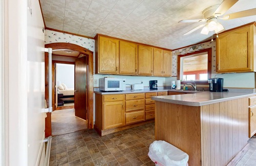 Mac Mahan House | Dog-Friendly, Bay View Home with WiFi & Laundy - Close to Baxter State Forest