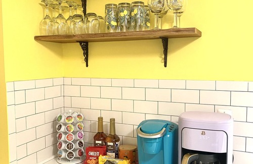 Downtown Historic District House | Dog-friendly, Bohemian house in downtown Easton!