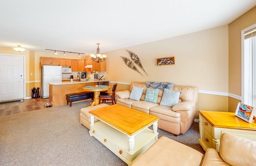 Big White Ski Resort Condo | Dog-friendly, ski-in/out condo with seasonal hot tub - close to village & dining