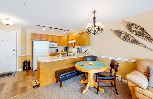 Big White Ski Resort Condo | Dog-friendly, ski-in/out condo with seasonal hot tub - close to village & dining