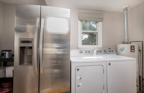 North Cape May House | DOG FRIENDLY Charming Bayside Cottage