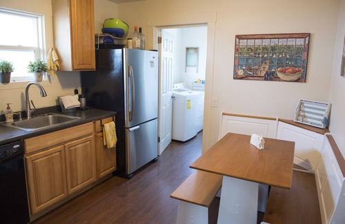 Stinson Beach House | Dog Friendly Cottage with Ocean Views