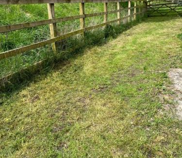 Skipton House | Dog Friendly Cottage with 3 double bedrooms