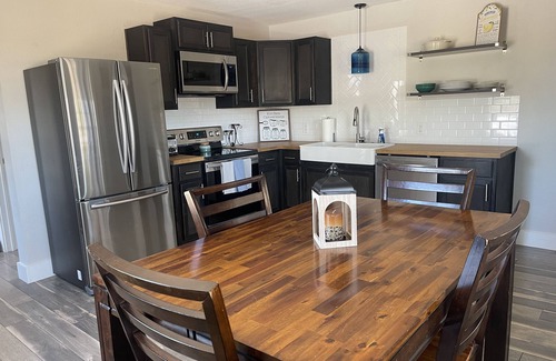 San Antonio Other | Dog friendly Country Living with City Amenities!