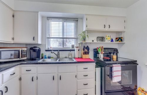 Rosedale Apartment | Dog-Friendly Denver Apartment w/Shared Yard!