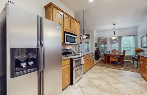 Cedar Park House | Dog-friendly downtown home with enclosed yard, grill, washer/dryer, patio, & AC